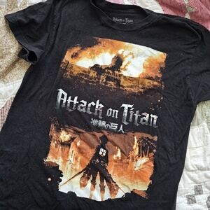attack on titan black graphic tee